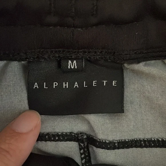 Alphalete unlined shorts medium - Picture 5 of 6